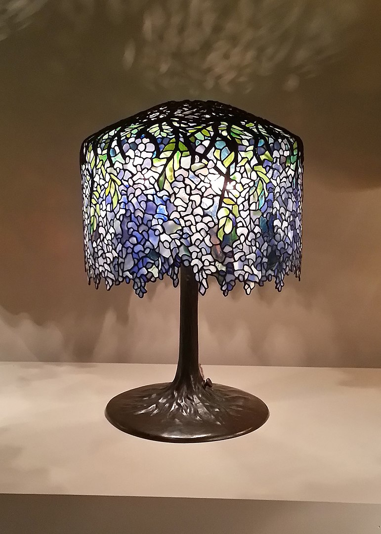 Лампа Глициния Wisteria, 1902г. Луис Комфорт Тиффани (Louis Comfort Tiffany)